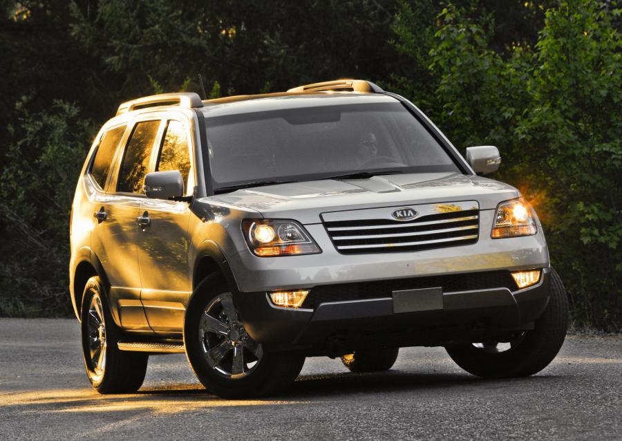  Kia Borrego 2009 года  (фото 256 из 345)